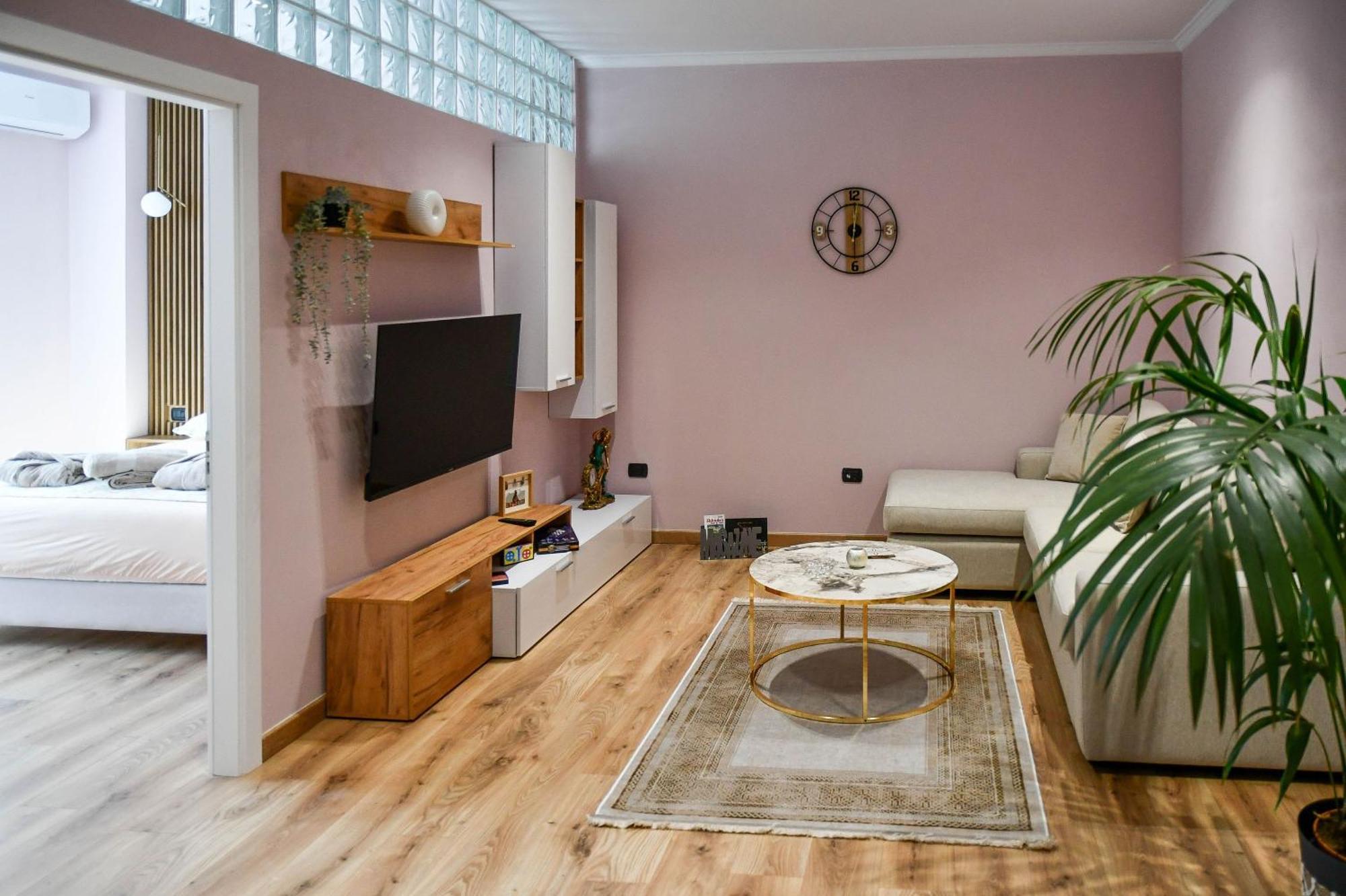 Hata Luxury Apartments Shkodër Екстериор снимка