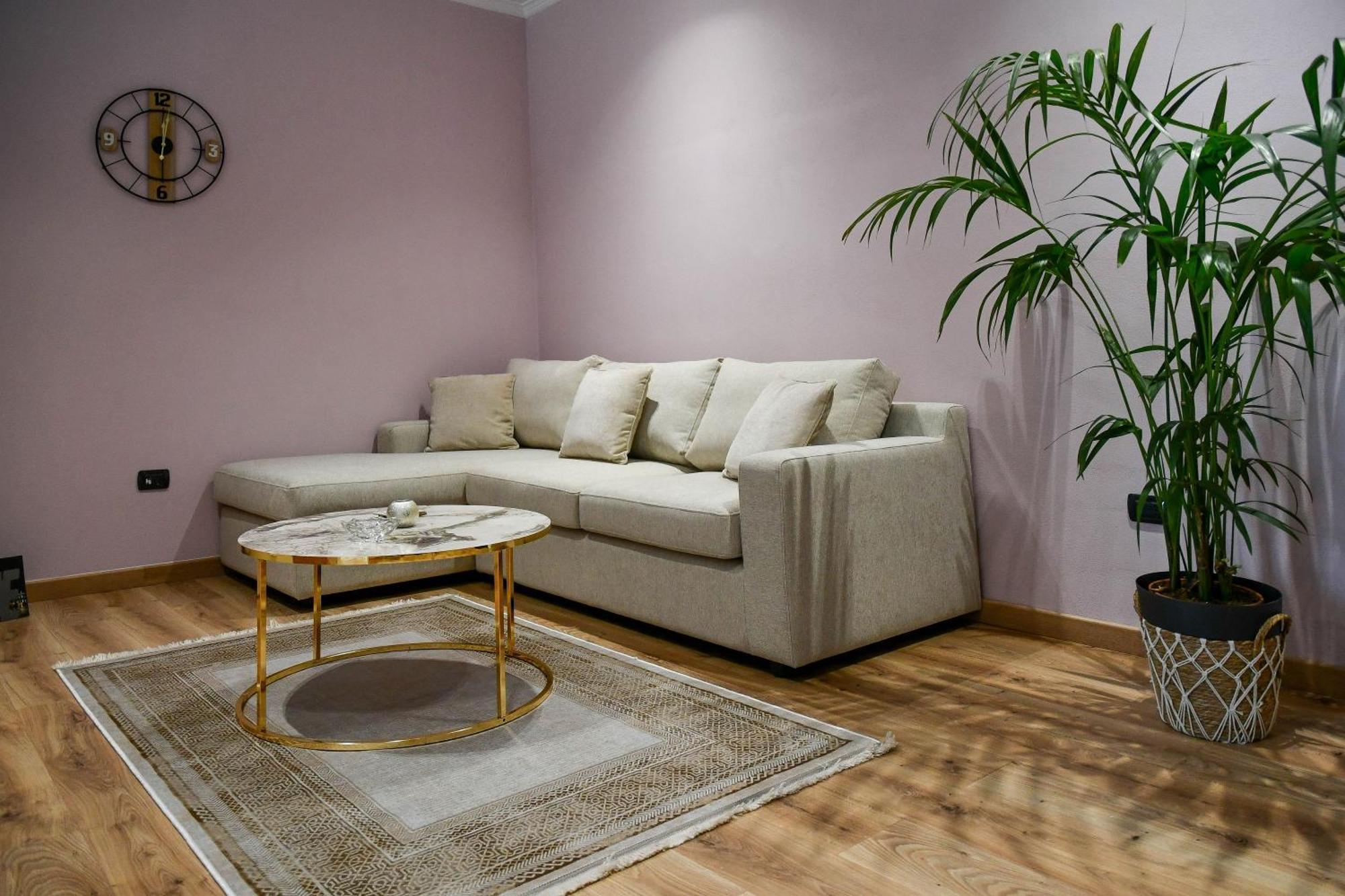 Hata Luxury Apartments Shkodër Екстериор снимка